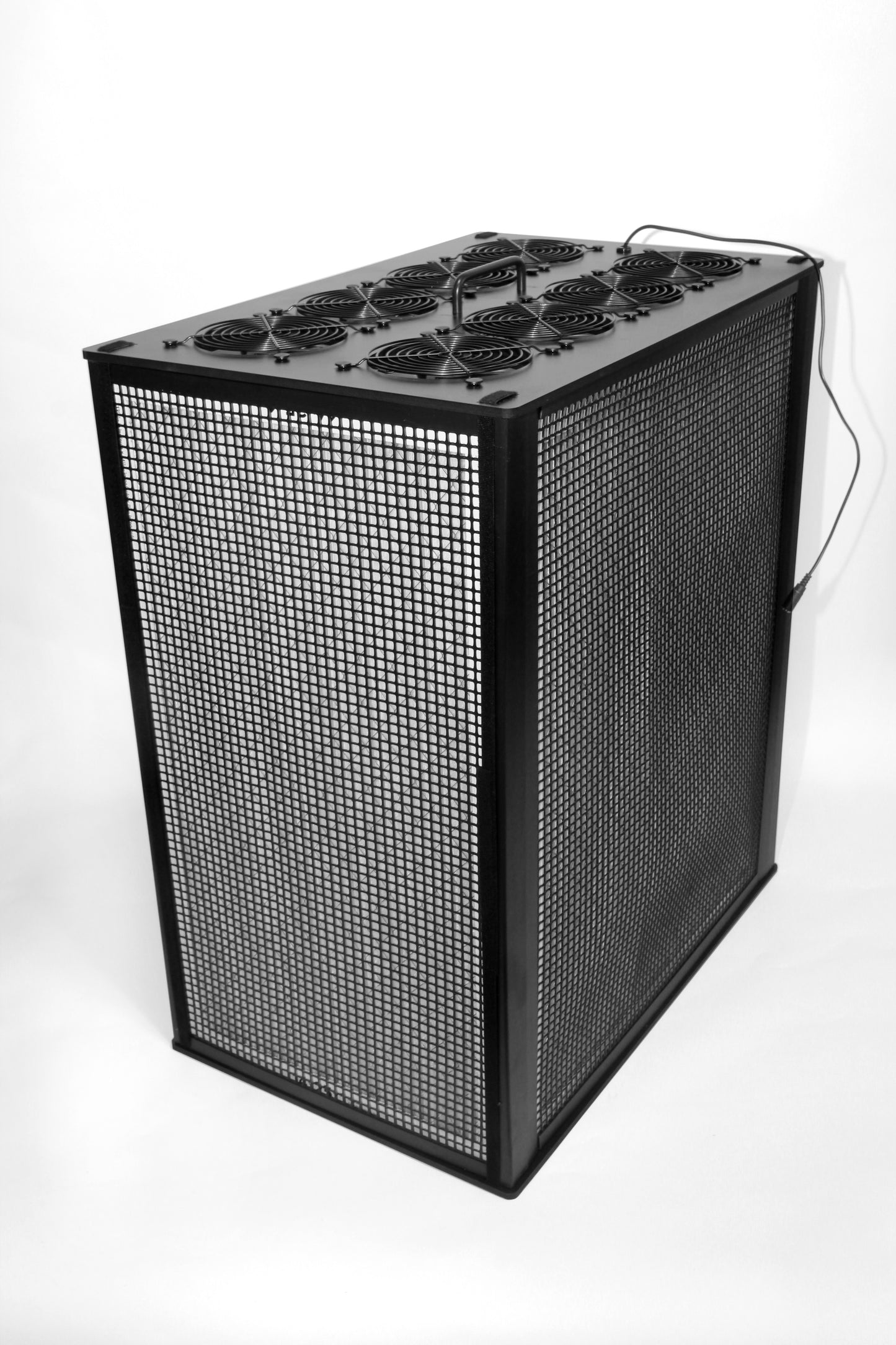 Brisk Box Ultra Black